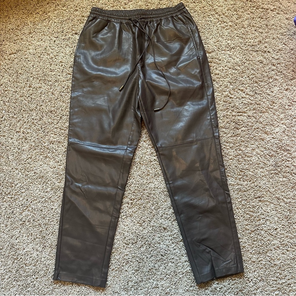 Dex maple crop faux leather pant